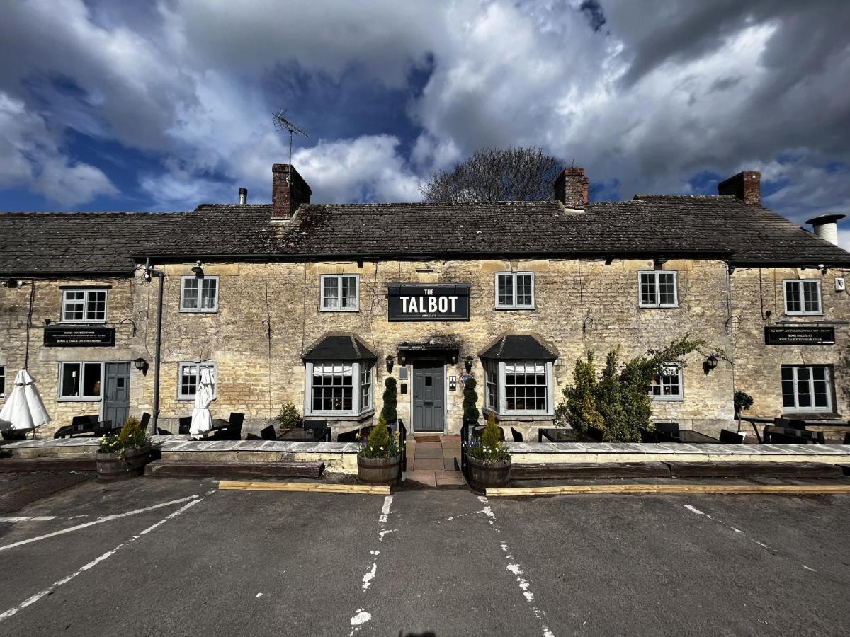 Eynsham The Talbot Inn מראה חיצוני תמונה