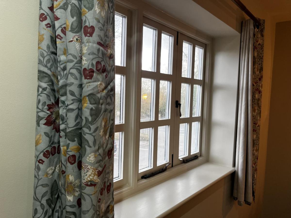 Eynsham The Talbot Inn מראה חיצוני תמונה